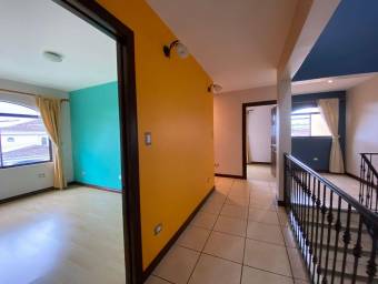 Casa en Venta en San Francisco de Heredia MLS #23-1032 CL