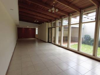 MLS-23-1448 VENTA CASA MONTES DE OCA SAN JOSE 