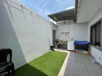 Casa en Venta en El Coyol, Alajuela. RAH 23-350