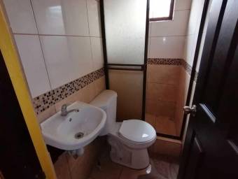 Casa en Venta en Alajuelita, San José. RAH 23-438