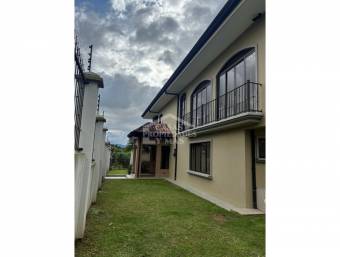 SE VENDE CASA, CURRIDABAT, ALTAMONTE