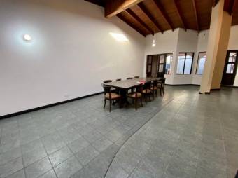 MLS-23-1647 VENTA CASA CURRIDABAT SAN JOSE 