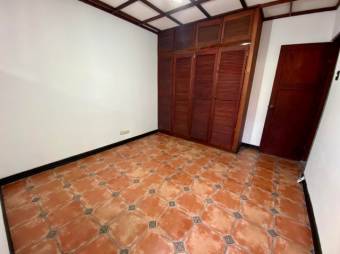 MLS-23-1647 VENTA CASA CURRIDABAT SAN JOSE 