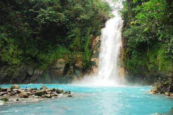 HERMOSO TERRENO EN VENTA CERCANO AL PARQUE NACIONAL  VOLCAN TENORIO.  CG #22-219.