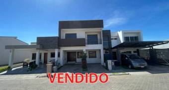 Alquiler casa de 2 plantas en el Coyol, Alajuela 