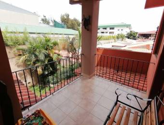 Casa en Venta en San Francisco de Heredia MLS #23-535 CL