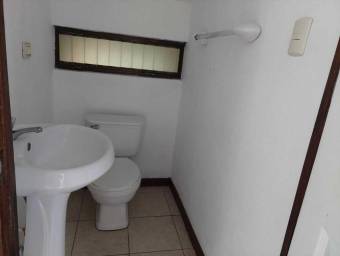 Casa en Venta en San Sebastián, San José. RAH 23-804