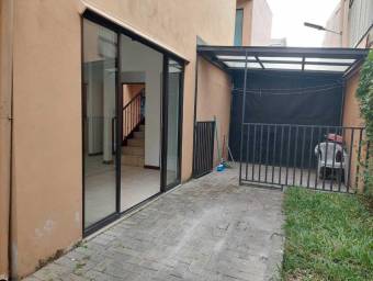 Casa en Venta en San Sebastián, San José. RAH 23-804