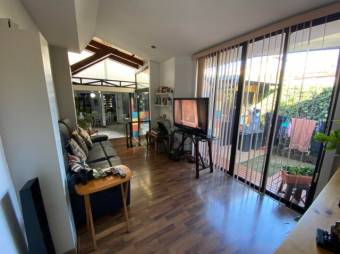 MLS-23-2425 VENTA CASA HEREDIA CENTRO 