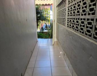 Casa y Apartamento en Venta en Moravia, San José MLS #23-2342 CL