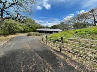 Venta de finca en Turrucares de Alajuela, Costa Rica