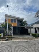 Venta de casa ubicada en San José, Santa Ana, Piedades