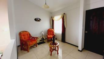 Casa en Venta en Oreamuno, Cartago. RAH 22-1556