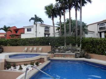 Casa en Venta en Belén, Heredia. RAH 23-2462