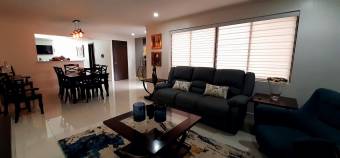 Casa en Venta en Rohrmoser, San José. RAH 23-310