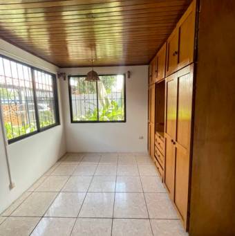 MLS-23-2312 VENTA CASA DESAMPARADOS ALAJUELA