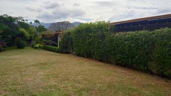 Se vende espaciosa casa con terraza grande en San Rafael de alajuela 23-1755