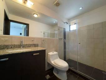 Apartamento en Alquiler en Santa Ana, San José. RAH 23-937