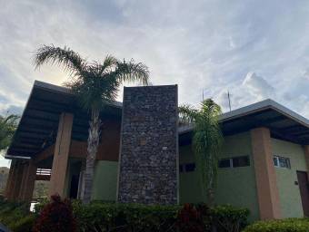 Casa en Venta en La Guácima, Alajuela MLS #23-1295 CL