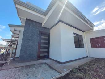 Casa en Venta en San Pablo, Heredia MLS #23-2022 CL