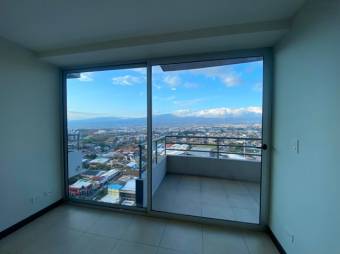  Se alquila apartamento en la espectacular Torre Paseo Colon en Merced en San José 23-2141