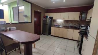 Casa en venta en Barva, Heredia. RAH 23-1408