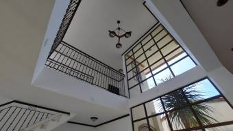 MLS-23-2640 ALQUILER CASA EL GUARCO CARTAGO