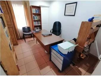 Se vende hermosa casa con 4 cuartos en Tibas 