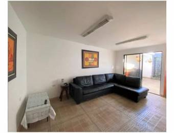 Se vende hermosa casa con 4 cuartos en Tibas 