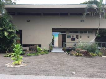 Casa en Venta en Belén, Heredia. RAH 21-1989