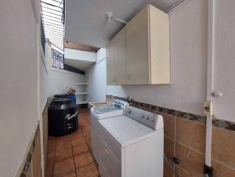 Casa en Venta en Escazú MLS #23-612 CL