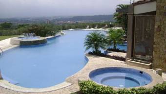 Se alquila apartamento amueblado con terraza y piscina en Uruca de Santa Ana 23-2552