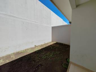 Casa en Venta en Santa Ana, San José. RAH 23-2537