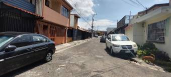 Casa en Venta en Desamparados, San José. RAH 23-2538