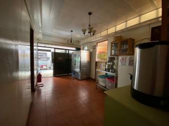 Se vende casa con local comercial San Josecito de San Rafael 23-11