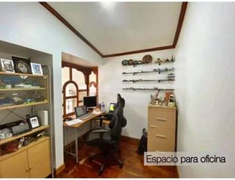 Espectacular casa en Guayabos de Curridabat