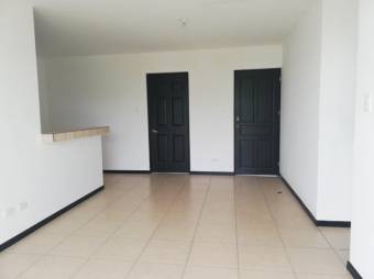 Se vende espaciosa casa con gran patio en San Antonio de Alajuela 23-2638