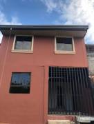 Se vende casa con patio en San Jorge de Heredia 23-1109