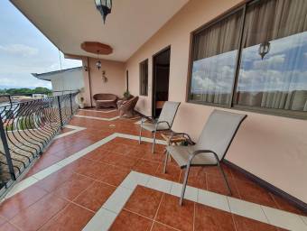 Casa en Venta en Alajuela. RAH 23-1320