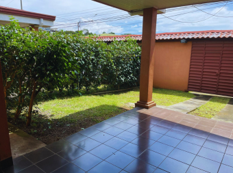 Propiedad con dos apartamentos en venta