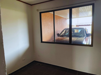 Propiedad con dos apartamentos en venta en Residencial Los Adobes, Alajuela