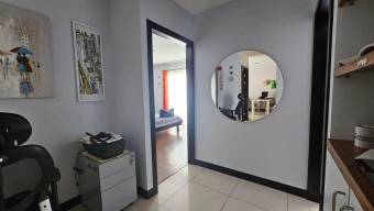 Se alquila moderno apartamento en excelente condominio de Guácima en Alajuela 24-1305
