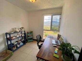 Se vende moderno y espacioso apartamento en condominio de San Rafael en Alajuela 24-1397