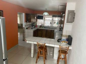 Se vende acogedora casa de 2 plantas en San Francisco 2 Ríos de San José 24-746