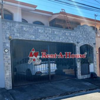 Venta de Casa  en Mercedes, Heredia. MLS 24-1109