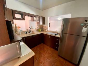 Venta de Casa en Desamparados, San José. RAH 24-1214