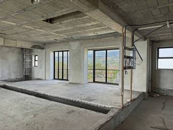 Unfinished 4,000-ft2 Apartment, View, Tower Condo El Olivar, Curridabat