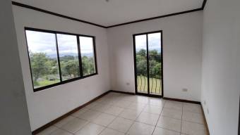 Se vende casa con amplio lote de mas de 7000m2 en Concepción de San Rafael 23-409