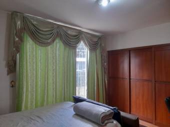 Se vende espacioso apartamento en condominio de Mata Redonda en San José 23-2181