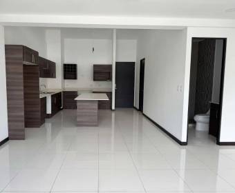 Apartamento a la venta en condominio ubicado en Santa Ana.